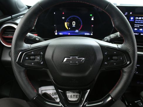 Used 2024 Chevrolet Trax RS w/ Driver Confidence Package FWD image 10