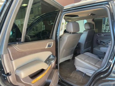 Used 2017 GMC Yukon Denali w/ Open Road Package image 27