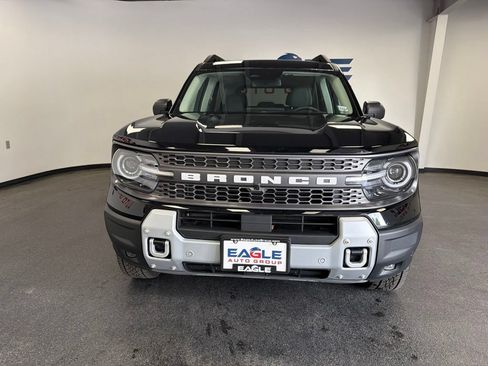Used 2025 Ford Bronco Sport Badlands AWD/4WD image 3
