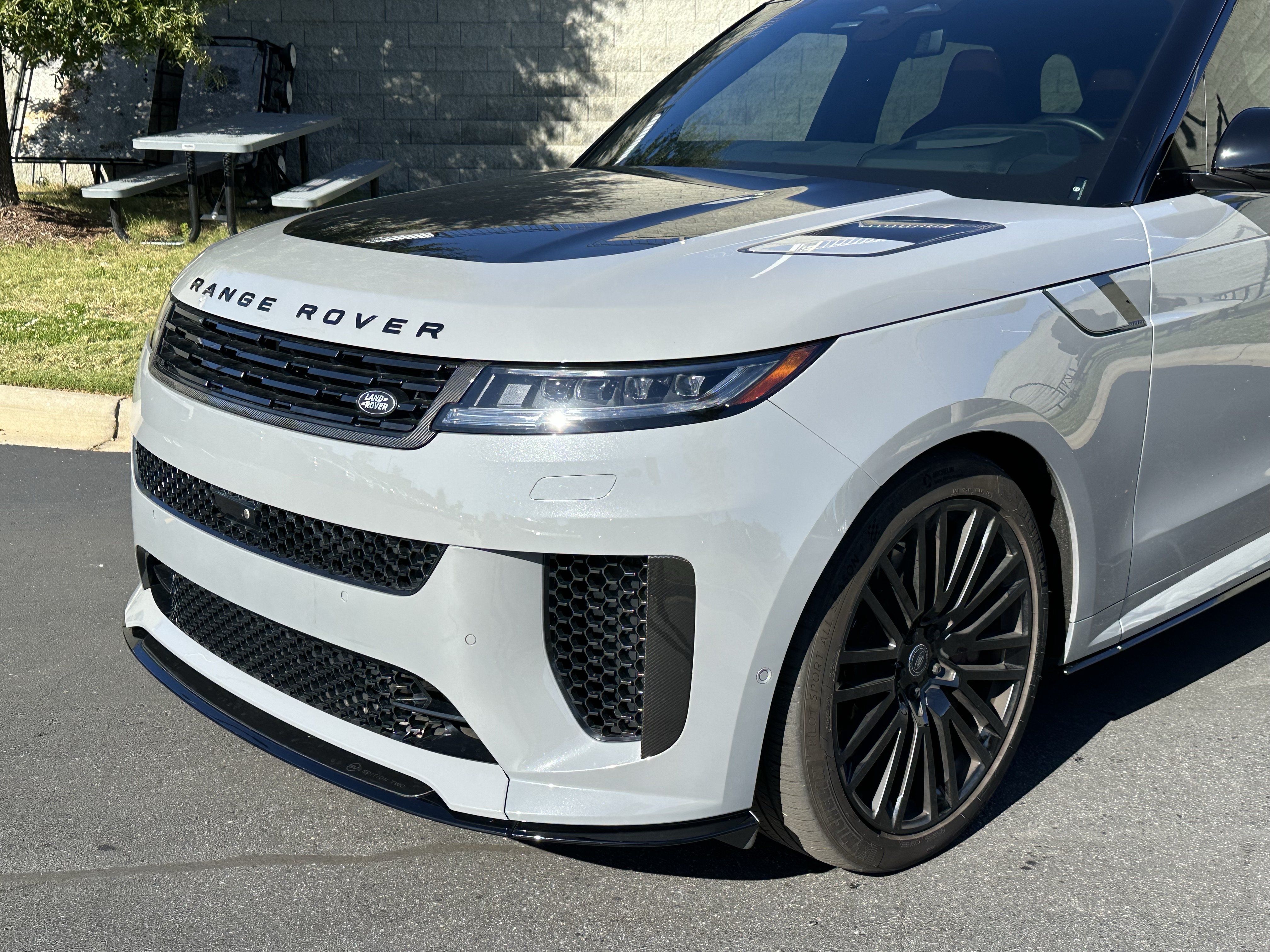 Certified 2025 Land Rover Range Rover Sport SV Edition Two AWD/4WD image 12