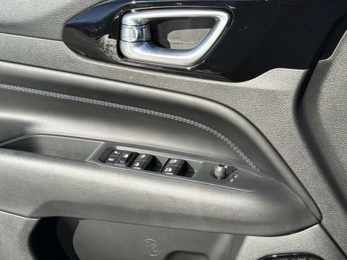 New 2026 Jeep Compass Latitude AWD/4WD image 27