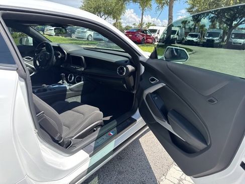 Used 2022 Chevrolet Camaro LT image 16