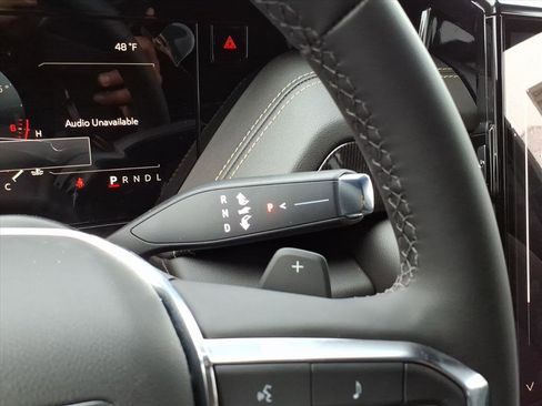 New 2026 GMC Yukon XL Elevation image 21