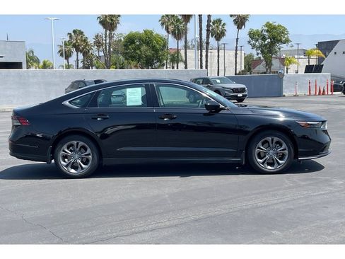 Used 2023 Honda Accord EX image 7