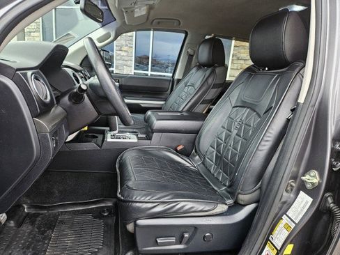 Used 2017 Toyota Tundra SR5 w/ SR5 Upgrade Package image 11