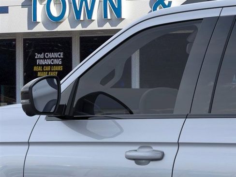 New 2025 Ford Expedition Platinum w/ Stealth Performance Package image 20