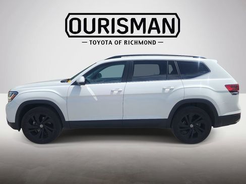Used 2023 Volkswagen Atlas SE AWD/4WD image 3