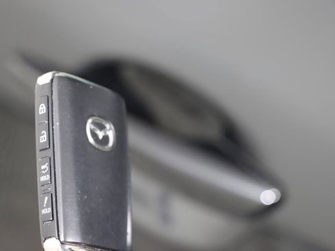 Used 2024 MAZDA CX-50 AWD 2.5 S w/ Premium Package image 11