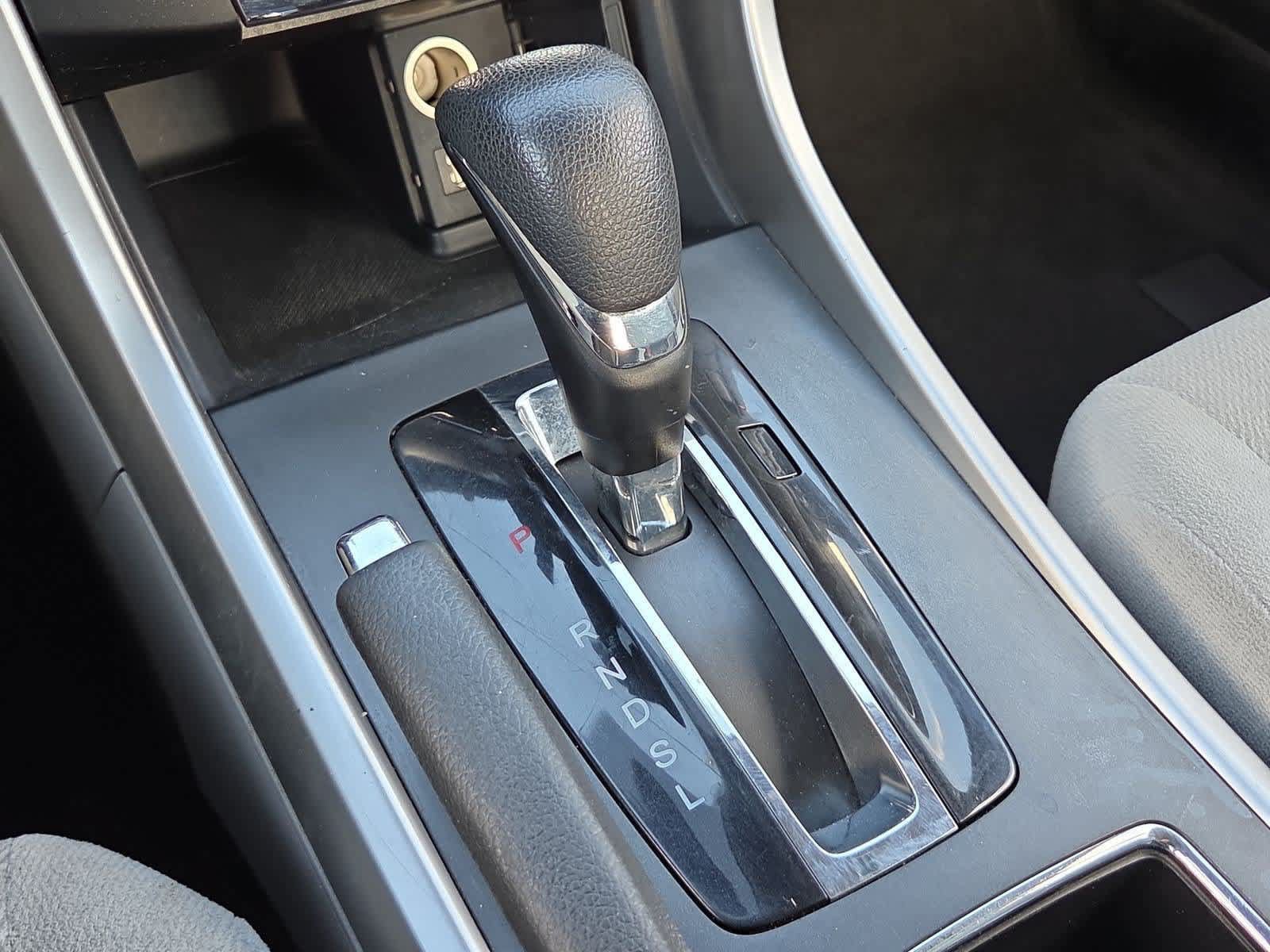 Used 2013 Honda Accord LX image 29