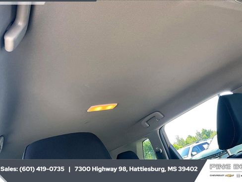 Used 2024 Nissan Rogue S AWD/4WD image 16