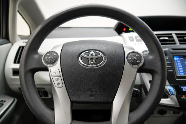 Used 2013 Toyota Prius V Three FWD image 23