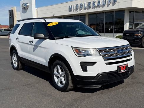 Used 2018 Ford Explorer 4WD w/ Class II Trailer Tow Package image 1