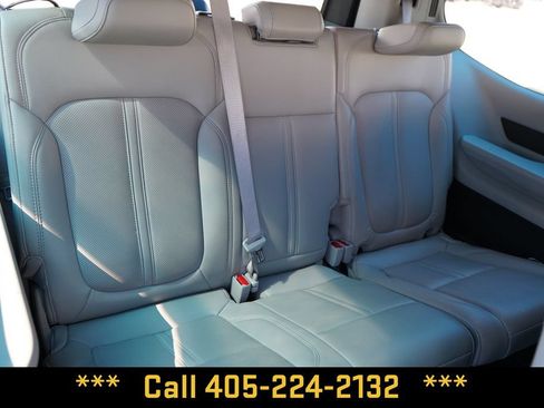 Used 2024 Jeep Wagoneer Series II w/ Flexible Seating Group RWD image 25