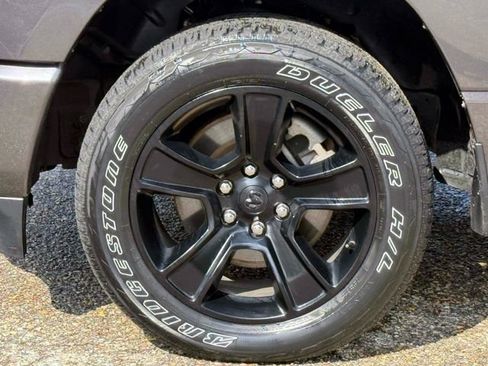 Used 2020 RAM 1500 Big Horn AWD/4WD image 9
