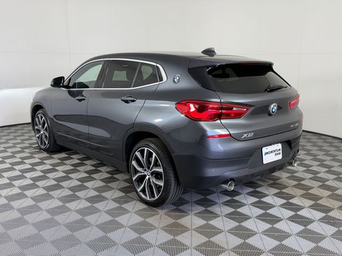 Used 2020 BMW X2 sDrive28i image 3