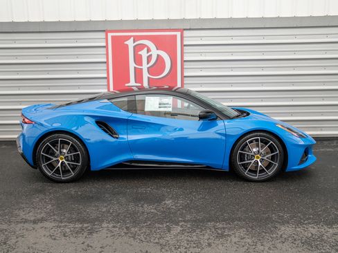 Used 2024 Lotus Emira First Edition image 41