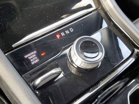 Used 2022 Jeep Grand Cherokee Limited image 24