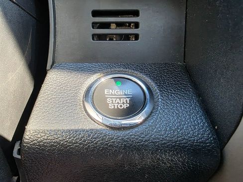 Used 2019 Ford F150 Lariat image 48