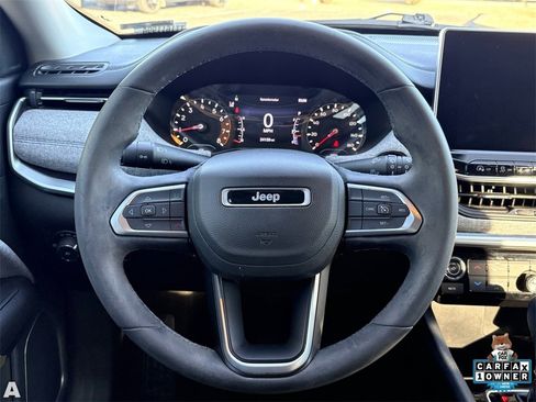 Certified 2022 Jeep Compass Latitude image 18