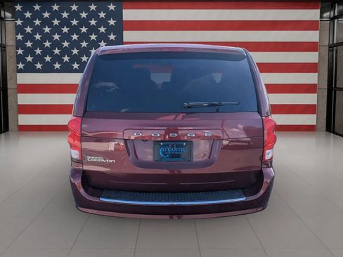 Used 2019 Dodge Grand Caravan SE w/ UConnect Hands-Free Group FWD image 20