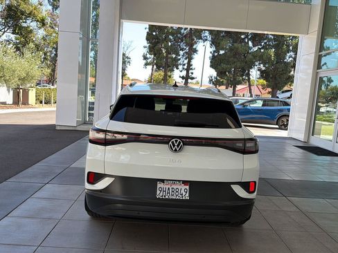 Used 2023 Volkswagen ID.4 Pro RWD image 4