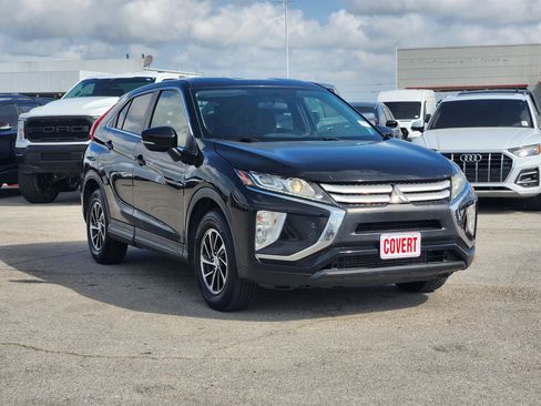 Used 2020 Mitsubishi Eclipse Cross ES FWD image 3