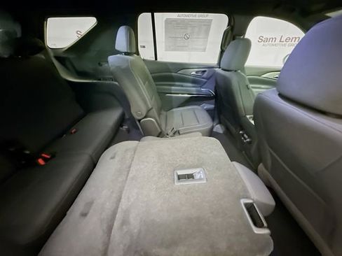 New 2026 Chevrolet Traverse LT image 30