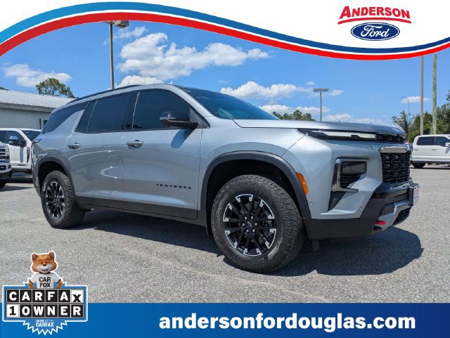 Used 2025 Chevrolet Traverse Z71 w/ Enhanced Driving Package AWD/4WD image 1