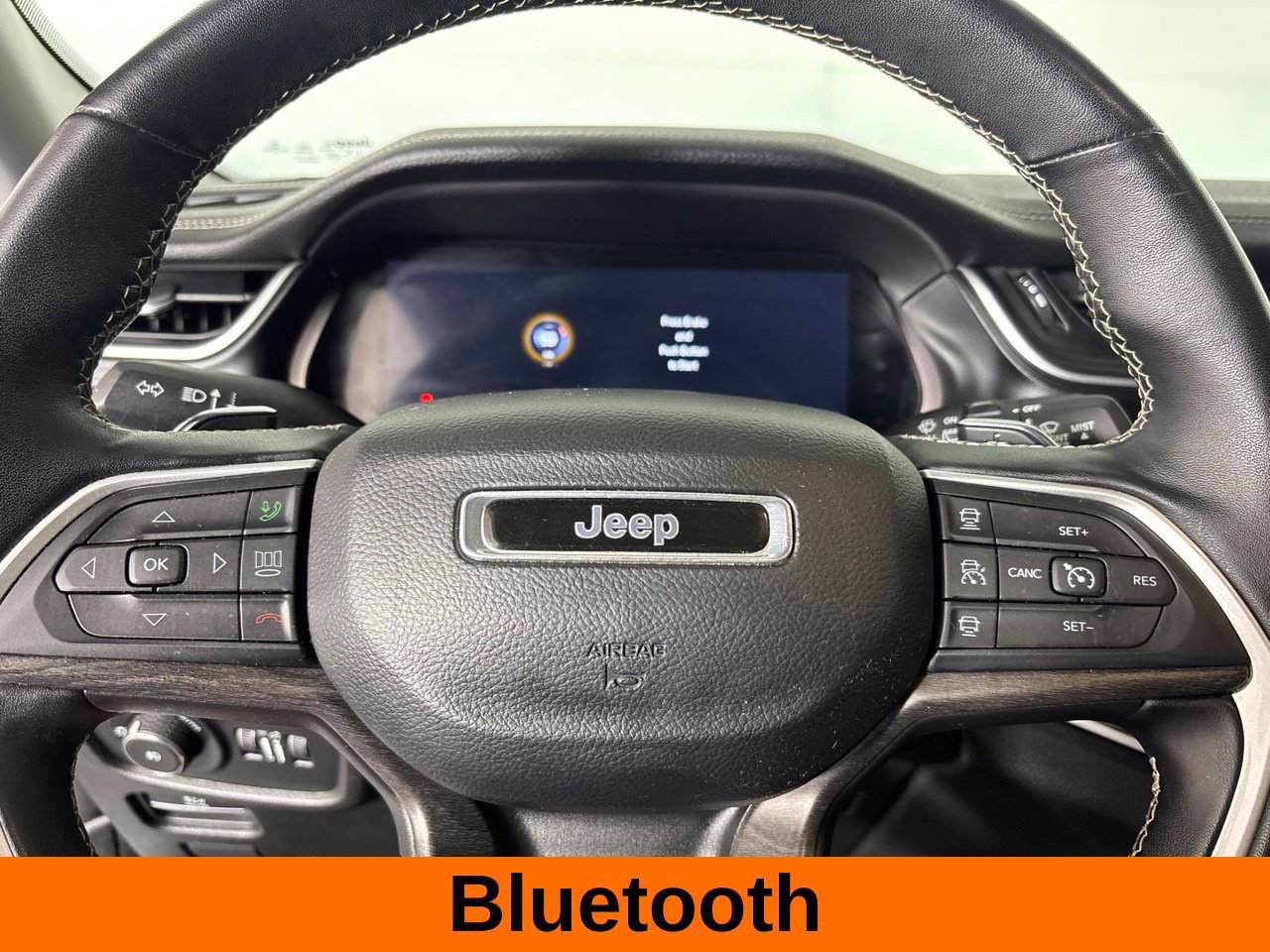 Used 2022 Jeep Grand Cherokee L Limited AWD/4WD image 16