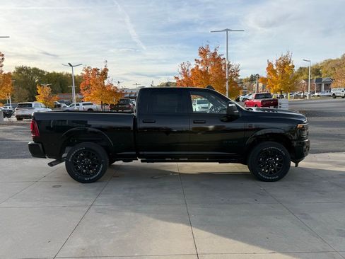 New 2025 RAM 2500 Limited image 7