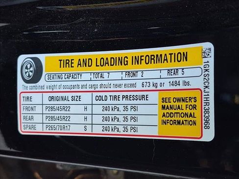 Used 2017 GMC Yukon Denali w/ Open Road Package AWD/4WD image 16