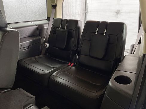 Used 2018 Ford Flex Limited image 29