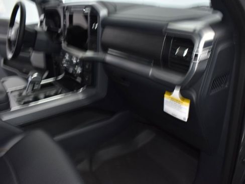 Used 2025 Ford F150 Lariat w/ Equipment Group 502A High AWD/4WD image 27