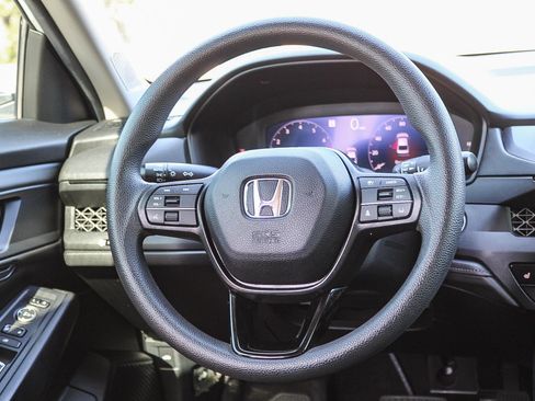 Used 2024 Honda Accord EX image 17