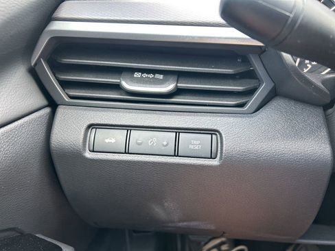 Certified 2025 Nissan Altima 2.5 SR FWD image 31