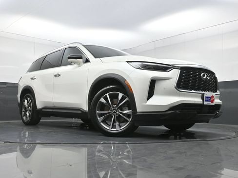 Used 2023 INFINITI QX60 Luxe w/ Cargo Package FWD image 26