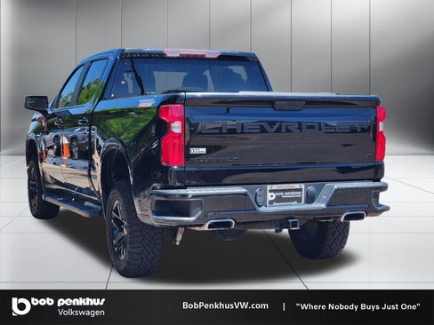 Used 2021 Chevrolet Silverado 1500 LT Trail Boss w/ LPO, Dark Essentials Package AWD/4WD image 27
