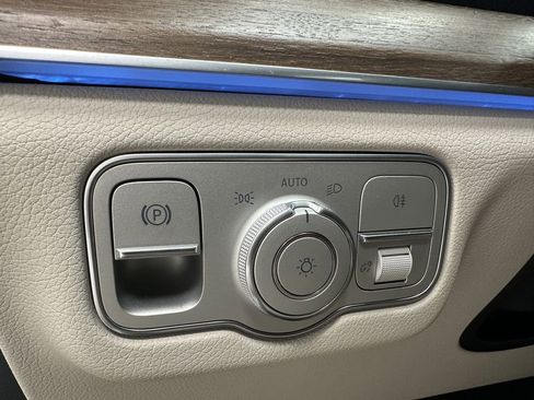 New 2026 Mercedes-Benz GLE 450 4MATIC image 37