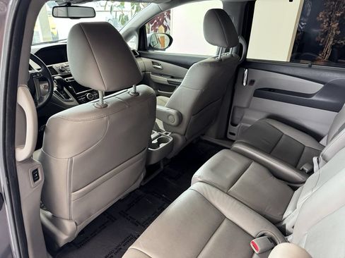 Used 2015 Honda Odyssey EX-L image 41