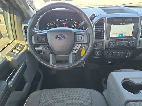 Used 2016 Ford F150 XLT w/ Equipment Group 302A Luxury image 10