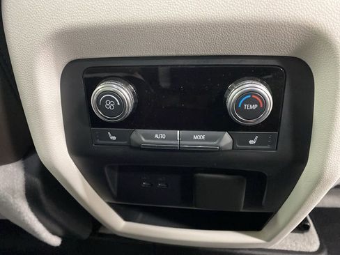 Certified 2024 GMC Acadia Denali w/ Super Cruise Package image 23