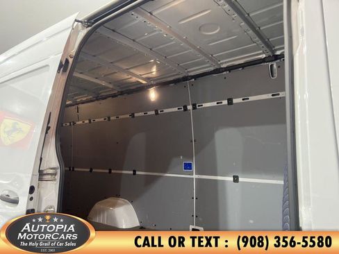Used 2022 Mercedes-Benz Sprinter 3500 image 15