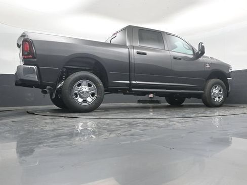 New 2026 RAM 2500 Tradesman AWD/4WD image 39
