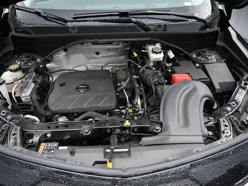 Used 2023 Buick Encore GX Select w/ Sport Touring Package FWD image 43