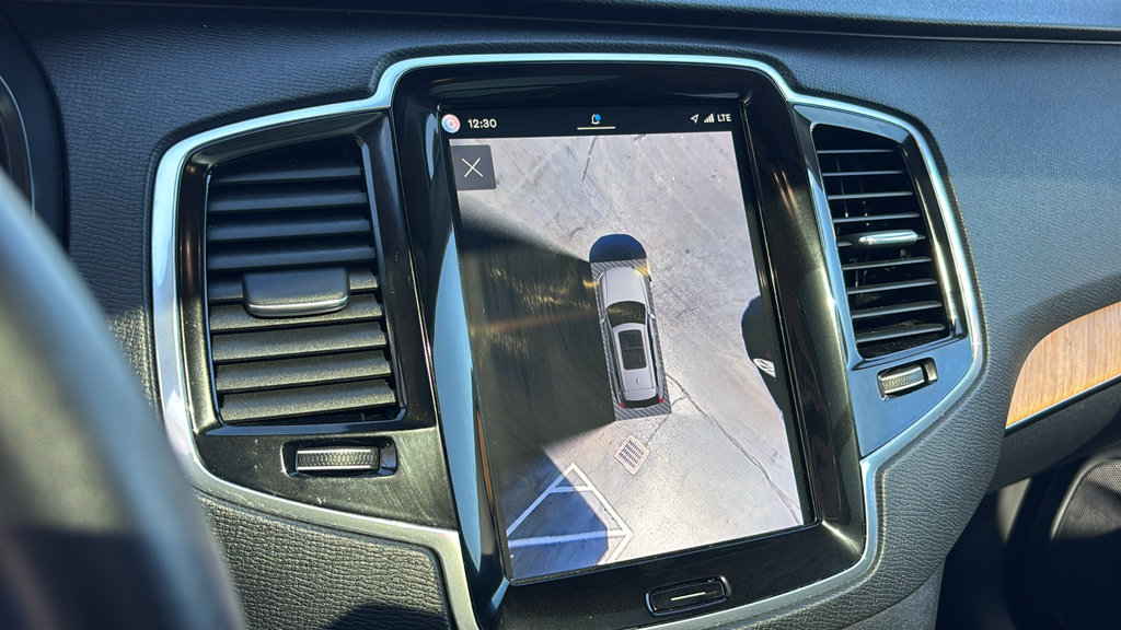 Certified 2025 Volvo XC90 T8 Plus w/ Protection Package AWD/4WD image 19