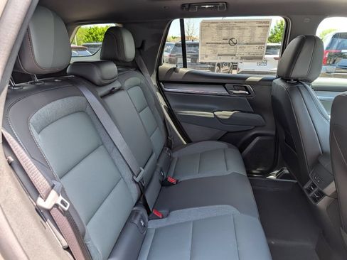 New 2026 GMC Terrain AT4 w/ Convenience Package III AWD/4WD image 28