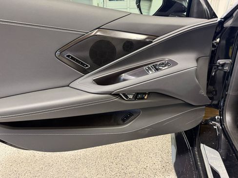 Used 2023 Chevrolet Corvette Z06 w/ Stealth Interior Trim Package RWD image 11