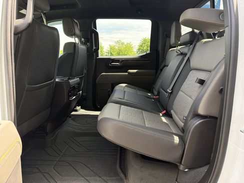 Used 2024 Chevrolet Silverado 1500 ZR2 AWD/4WD image 20