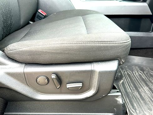 Used 2019 Ford F150 XLT w/ Equipment Group 302A Luxury AWD/4WD image 24