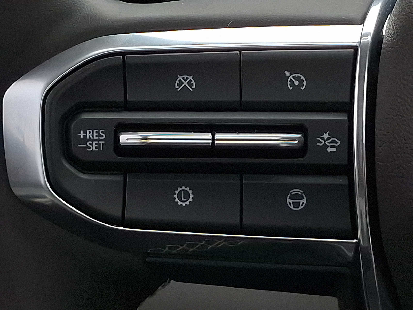 Used 2025 GMC Acadia Denali w/ Super Cruise Package AWD/4WD image 23